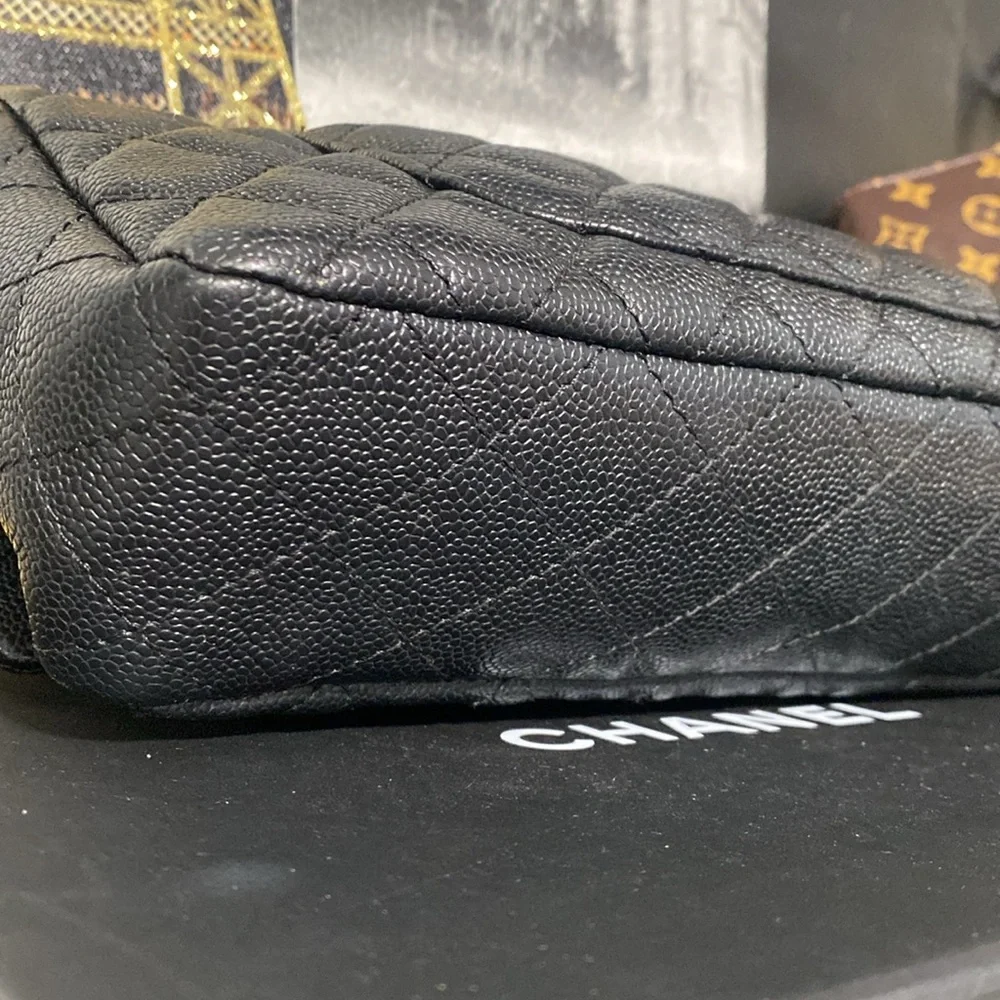Chanel Caviar Quilted Medium Double Flap Black 💃🏻 - Picture 8 of 12
